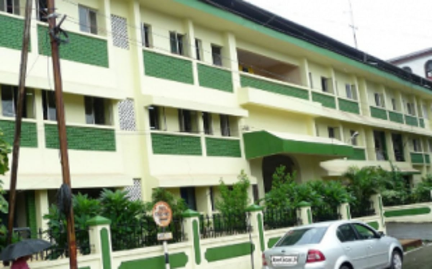 Cafe owner booked for disobeying order