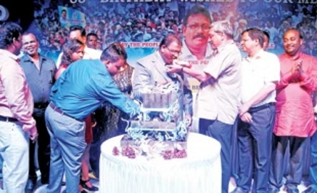 Caitu gets saffron b’day salute