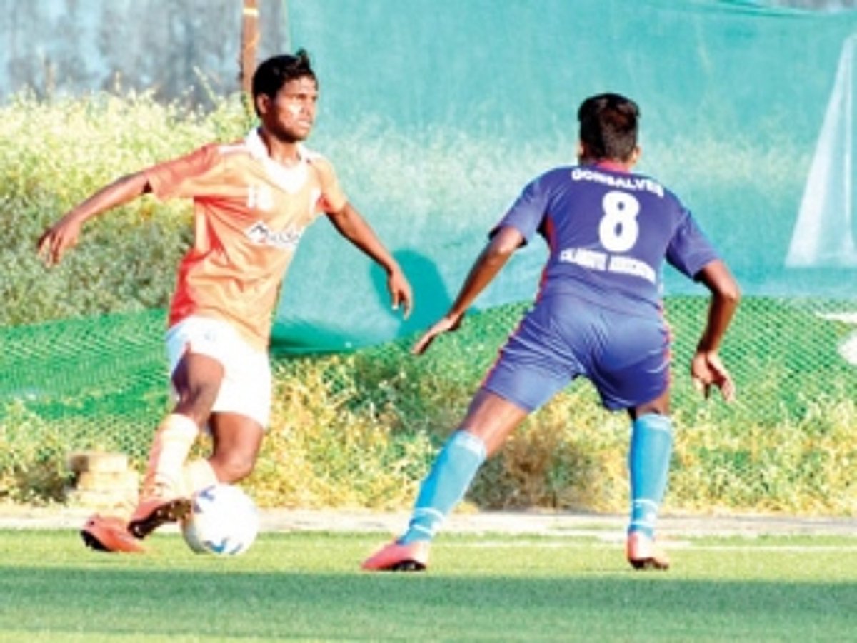 Calangute Association ‘two’  good for Sporting Clube