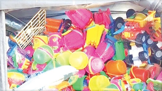 Calangute Residents Demand Stricter Measures Against Persistent Touts and Illegal Vendors