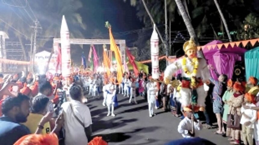Calangute shigmo parade paralyses traffic 1 Calangute shigmo parade paralyses traffic