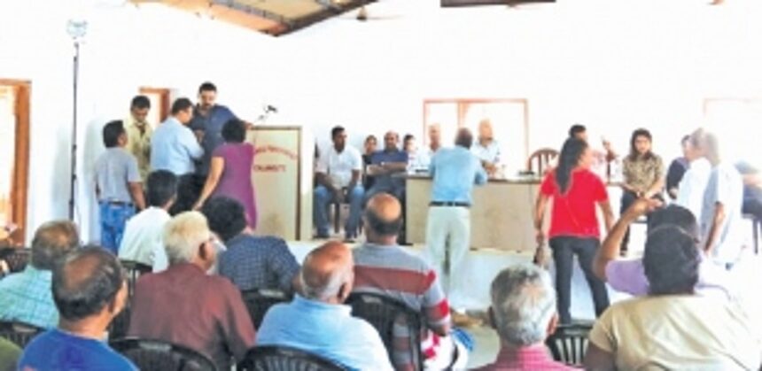 Calangute villagers angry over secy’s absence at gram sabha