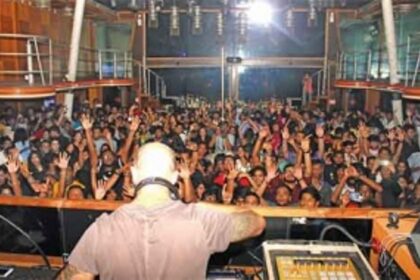 Calling all the creatures of the night, in the monsoons too!