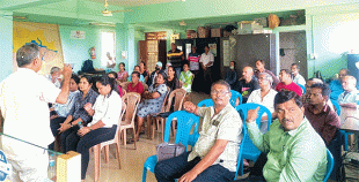 Camorlim and Chicalim farmers provide valuable inputs to save agri land for posterity