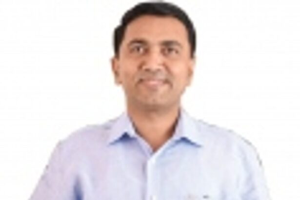 Camouflaging rising DEBTS, CM presents revenue SURPLUS Budget