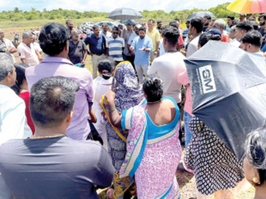 Camurlim villagers count on divine providence to help them protest against ‘illegal’ mega project 1 Camurlim villagers count on divine providence to help them protest against ‘illegal’ mega project