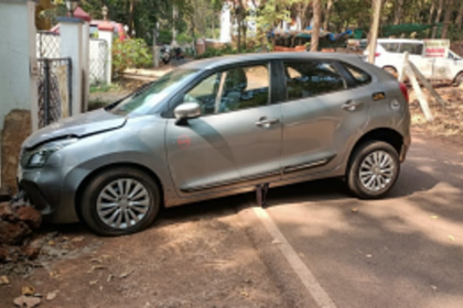 Car Collision Near Purple Valley in Assagao Results in Injuries to Two Foreign Nationals