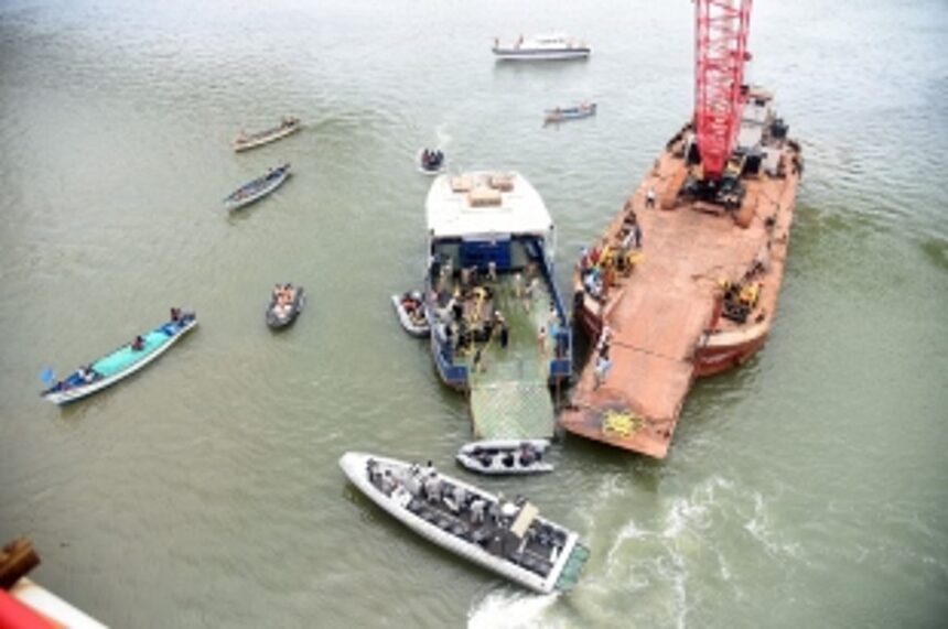 Car plunges into the Zuari river; vehicle & bodies retrieved in the rescue operation 1 Car plunges into the Zuari river; vehicle & bodies retrieved in the rescue operation