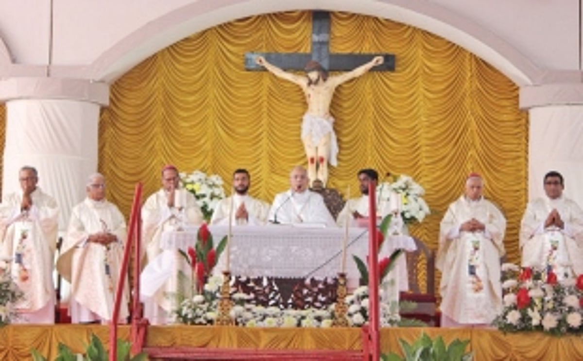 Cardinal Ferrao urges faithful to emulate  St Joseph Vaz and be true disciples of Jesus