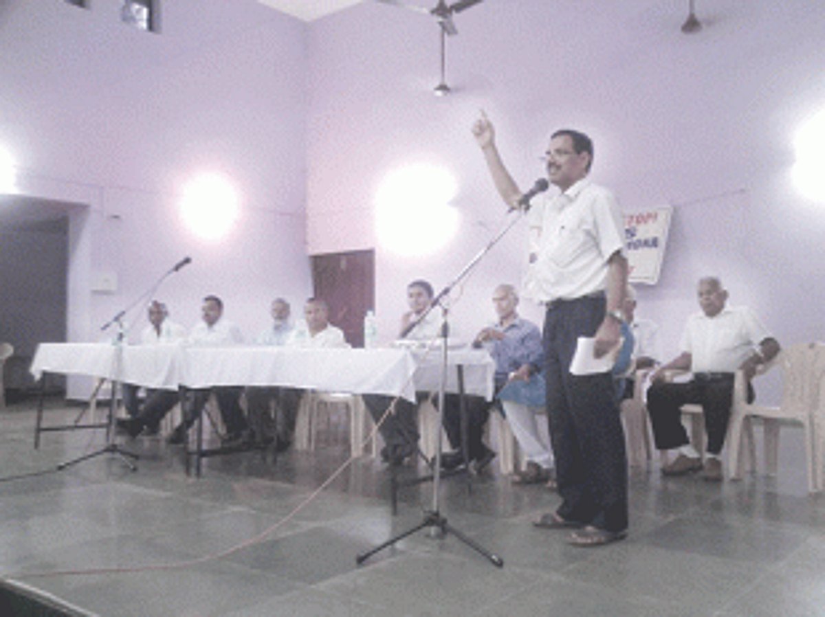 Carmona raring to go against  Raheja in extra ordinary gram sabha
