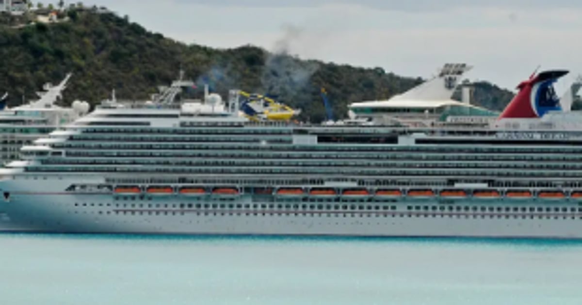 Carnival Cruise using its ships to help their stranded seafarers return home