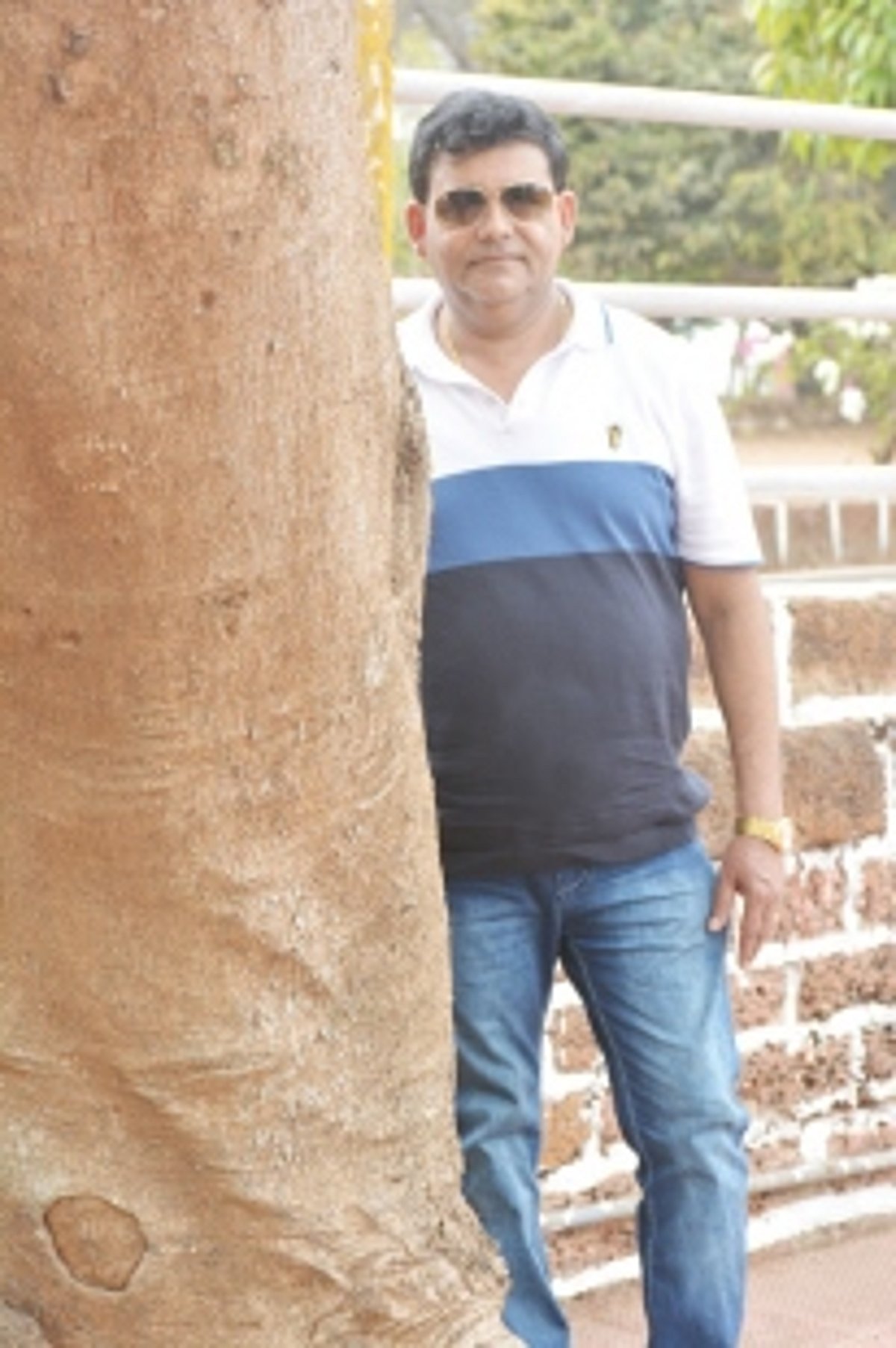 Carrying his love for tiatr with him