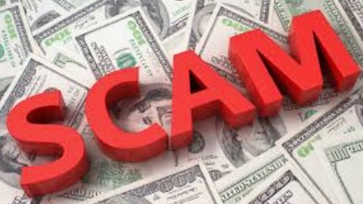 Cash-for-job scam accused
Pooja names two govt officials