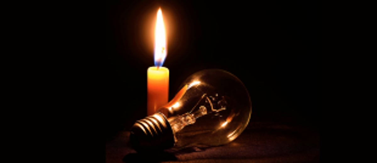 Caurem-Pirla family in the dark for 45 days, burns firewood for heat and light