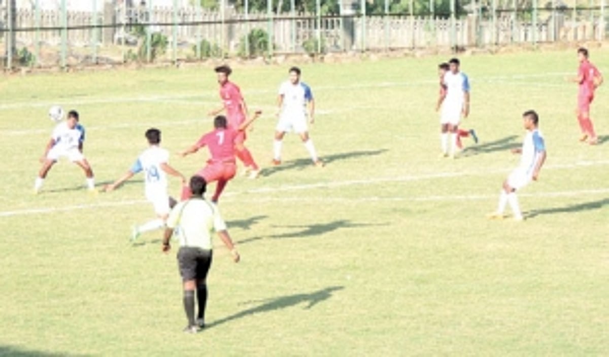 Cavelossim edge past Churchill Bros