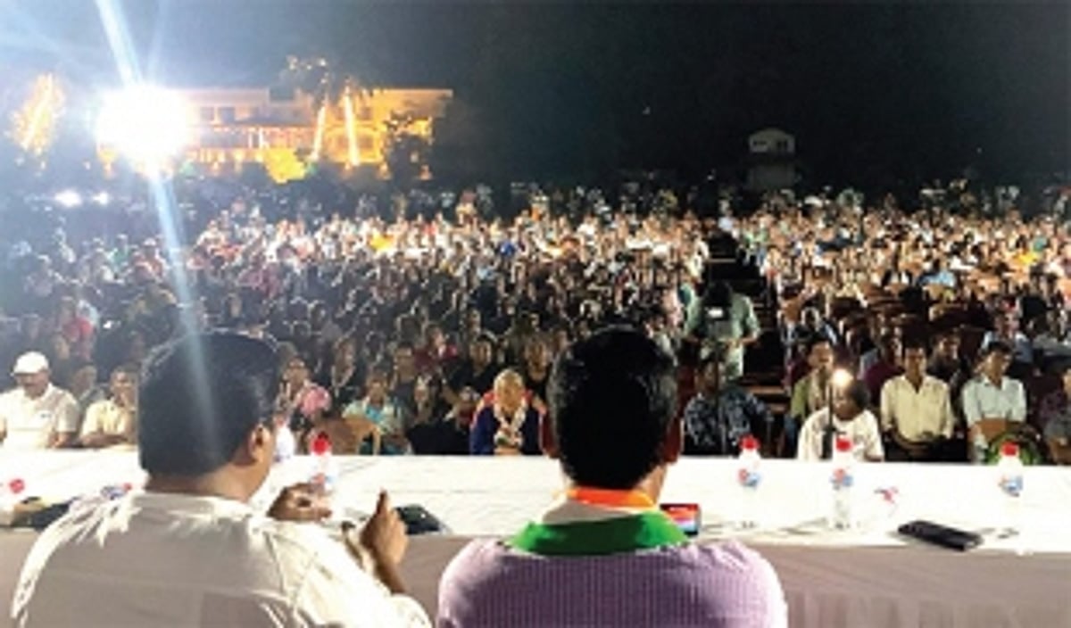 Centre has issued notices to 3,000 Goan farmers to return the Rs 6,000 they received, with interest: Cong