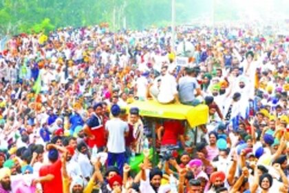 Challenge to think ahead of the political curve