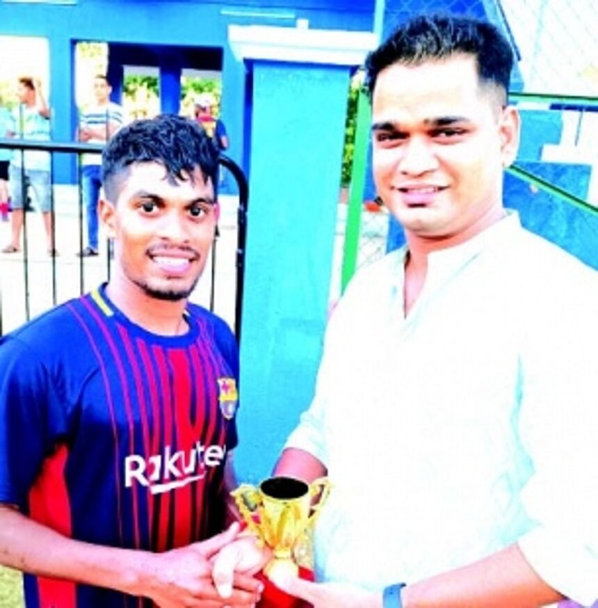 Chandor Club  storm into final