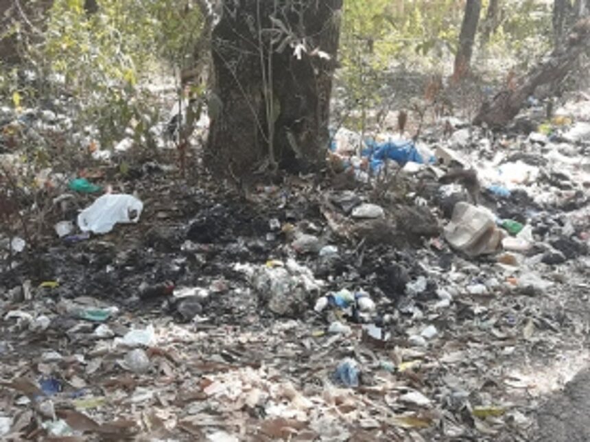 Chandor earns Rs 27,000 as fine on garbage dumping 1 Chandor earns Rs 27,000 as fine on garbage dumping
