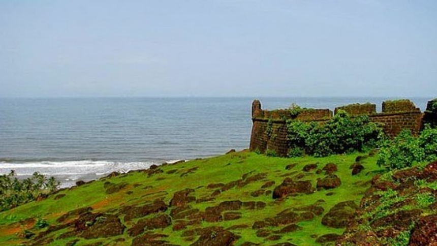 Chapora Locals Oppose Restaurant Plans, Demand Historic Fort Entrance Be Restored Over Commercial Push 1 Chapora Locals Oppose Restaurant Plans, Demand Historic Fort Entrance Be Restored Over Commercial Push