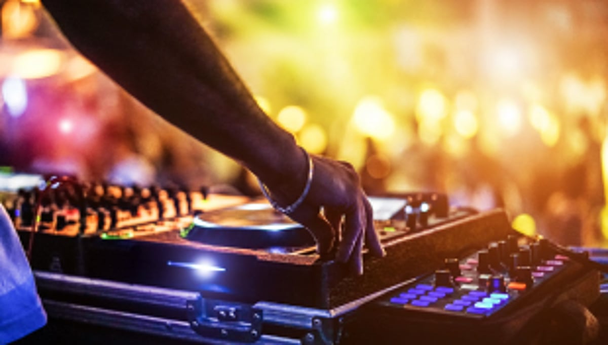 Chapora woman calls on Pollution Board to act against bar playing loud music until 5 am