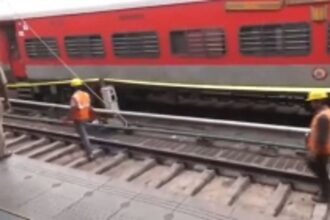 Charminar Express Derailment Leaves Six Passengers Injured at Nampally Railway Station