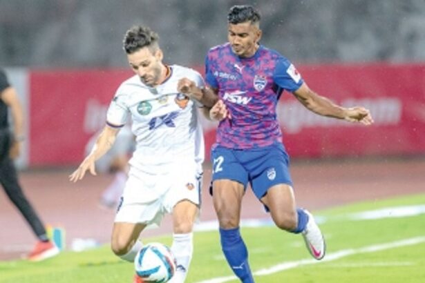 Chhetri’s record-equalling goal denies FC Goa win