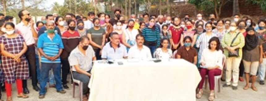 Chicalim villagers demand police action against abusers of priest, threatens to a local 1 Chicalim villagers demand police action against abusers of priest, threatens to a local