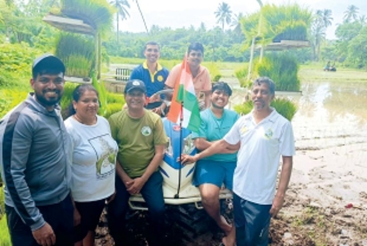 Chicalim youth revive agriculture in village;  transplant paddy seedlings on I-Day