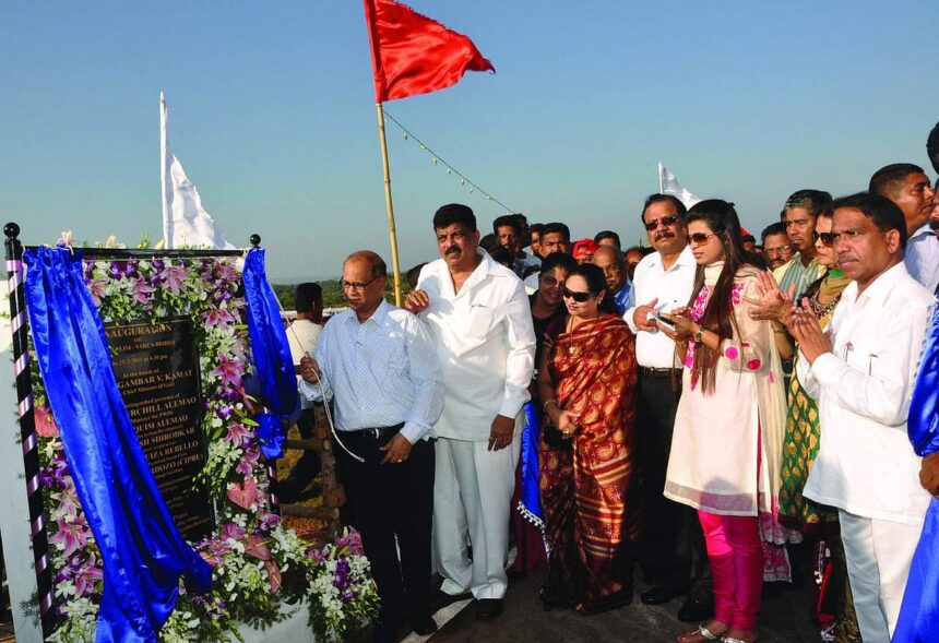 Chief Minister Digambar Kamat inaugurating the Telaulim-Varca bridge in the presence of PWD Minister, Churchill Alemao, Urban Development Minister, Joaquim Alemao, GPCC president Subhash Shirodkar and others. 1 Chief Minister Digambar Kamat inaugurating the Telaulim-Varca bridge in the presence of PWD Minister, Churchill Alemao, Urban Development Minister, Joaquim Alemao, GPCC president Subhash Shirodkar and others.