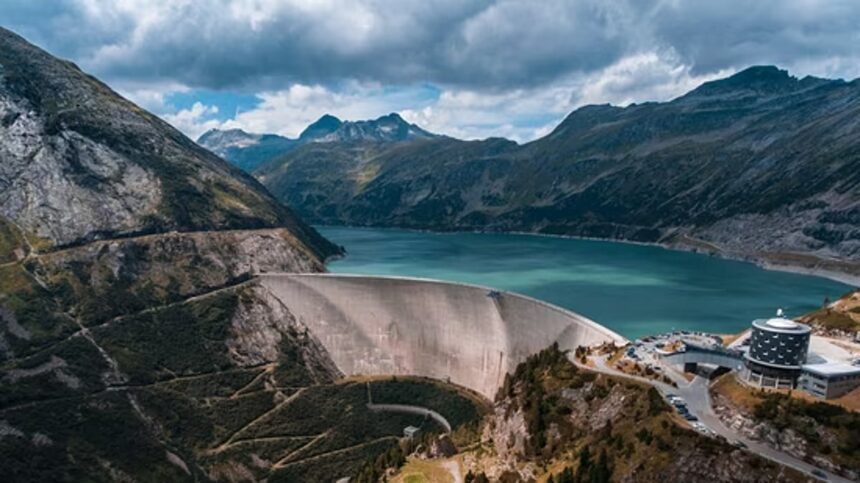 China Begins Construction of $167 Billion Brahmaputra Dam, Raising Alarms in India 1 China Begins Construction of $167 Billion Brahmaputra Dam, Raising Alarms in India