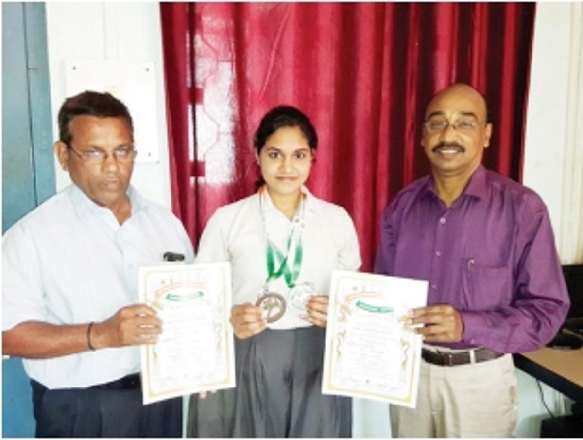 Chloe bags honours
