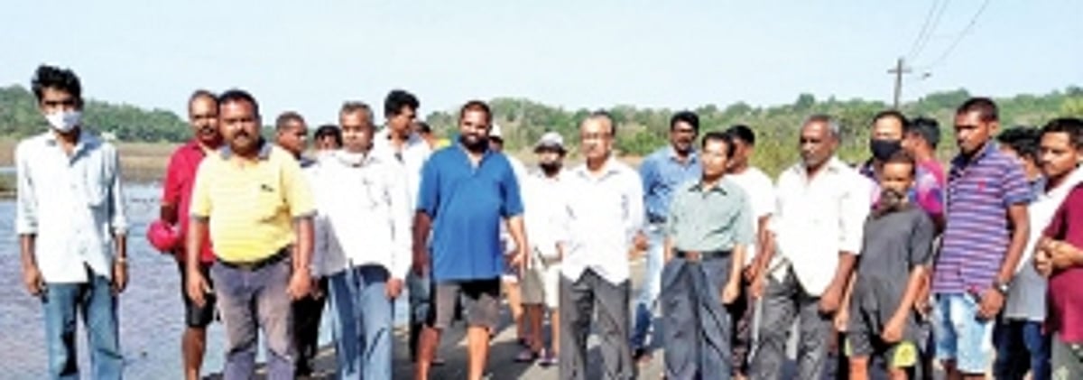 Chorao locals want govt to repair breached bundh