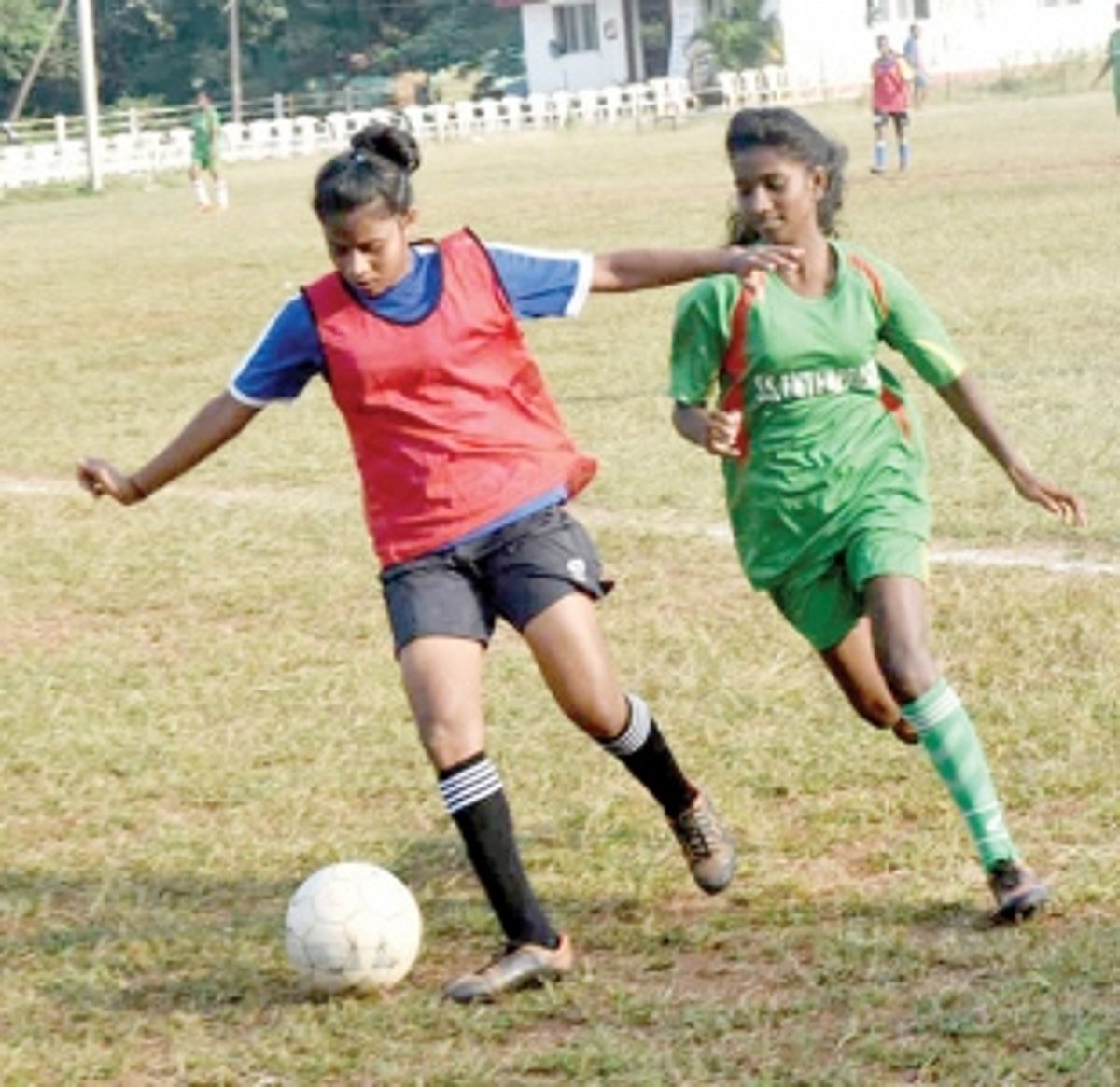 Churchill Brothers down CRC Chinchinim