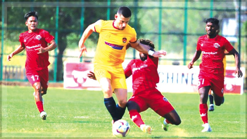 Churchill Brothers regain top spot with a hard-fought win 1 Churchill Brothers regain top
spot with a hard-fought win