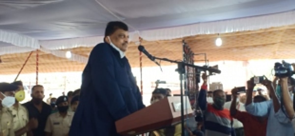 Churchill asks to check ground reality