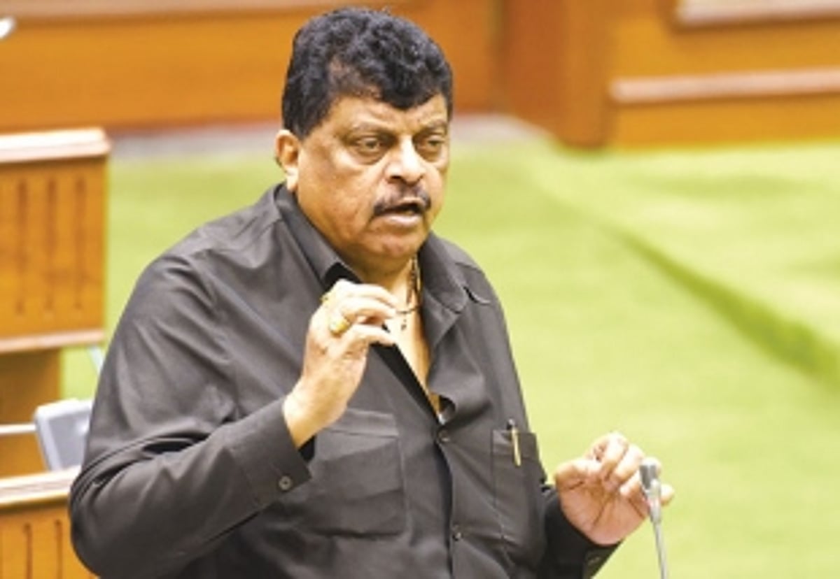 Churchill speaks out against coal