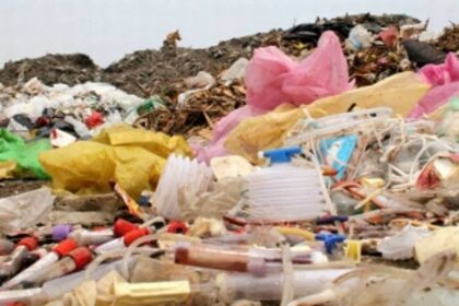 Citizen alerts  MMC on medical  waste dump