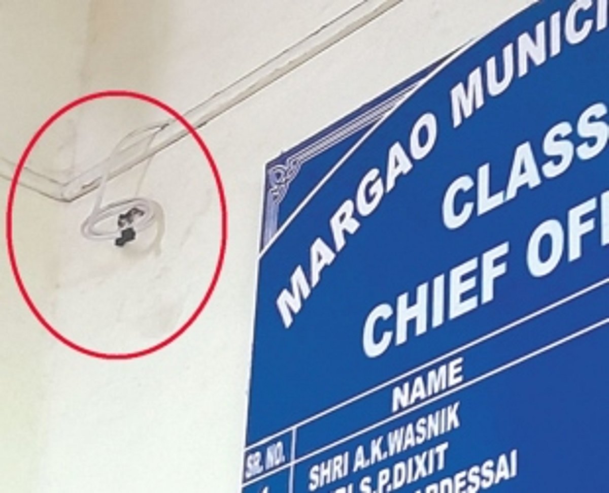 Citizens, councillors fume after CCTV camera from MMC CO’s chamber removed