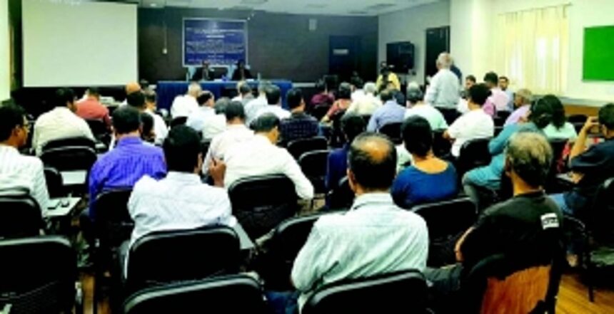 Citizens expose power department’s mismanagement, failures in resolving consumers’ grievances