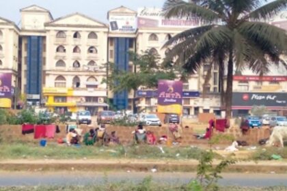 Citizens fume as Osia Complex lift only works for govt officials