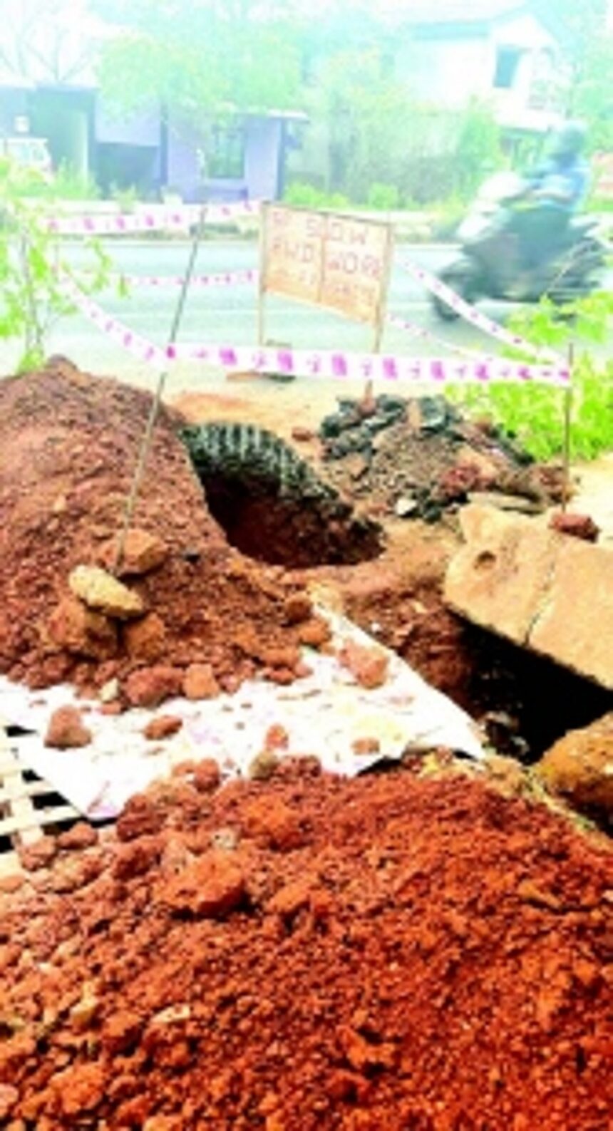 Citizens, panchas demand halt to highway digging at Arlem-Raia