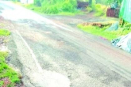 Citizens threaten protest as Manora-Nuvem road conditions worsen, posing safety risks