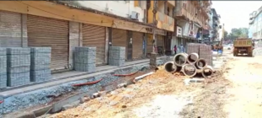 City businessmen suffer fall in revenue as Smart city works go on without deadlines or fixing responsibilities 1 City businessmen suffer fall in revenue as Smart city works go on without deadlines or fixing responsibilities