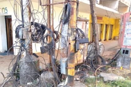 City junctions in shabby conditions