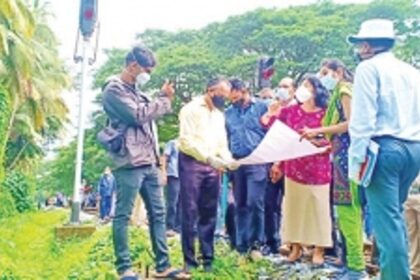 Civil society, politicians come on  track, as people’s agitation ignites