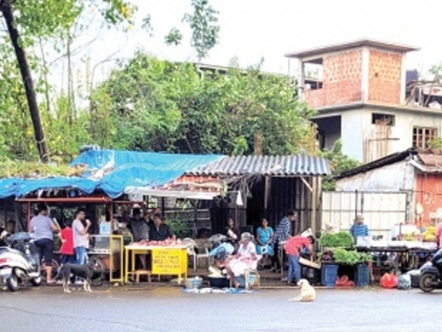 Clear encroachments at Benaulim 1 Clear encroachments at Benaulim