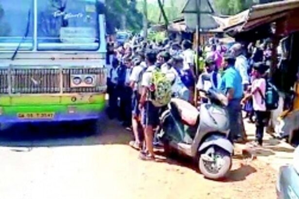 Clear encroachments on PWD acquired land at Opa-Khandepar junction, kiosk owners told