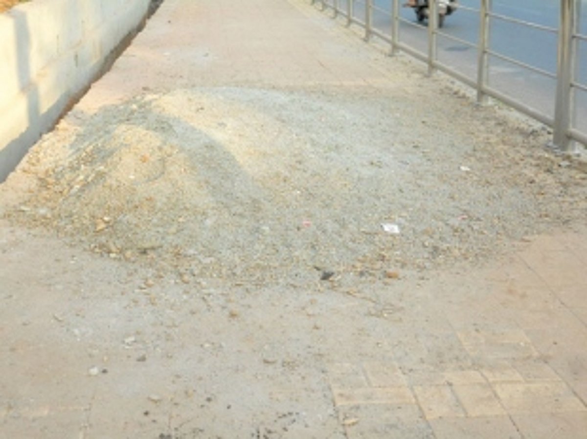 Clear pavement for pedestrians