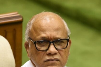 Clear stance on MoI panel report: kamat